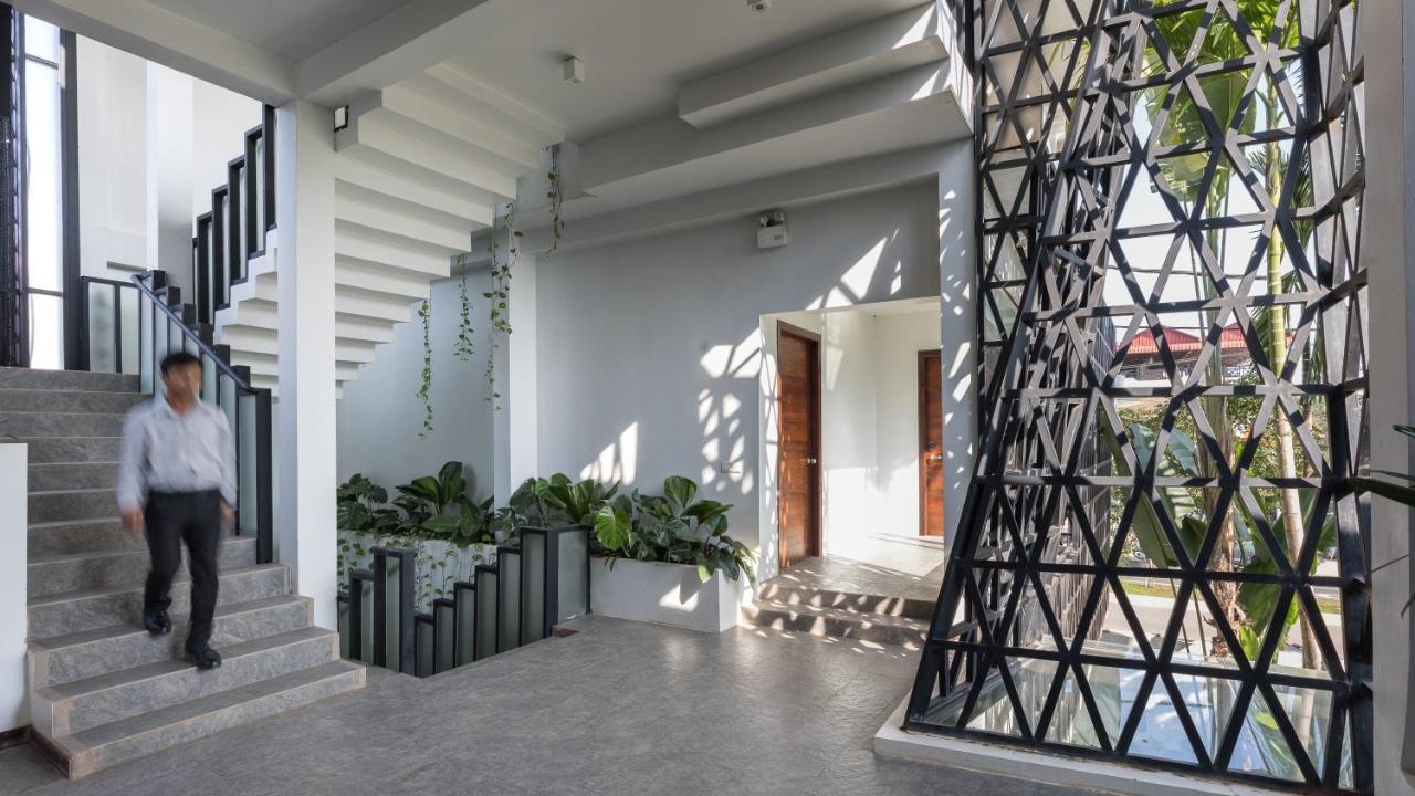 Shintana Saya La Maison سيام ريب المظهر الخارجي الصورة Interior of the building