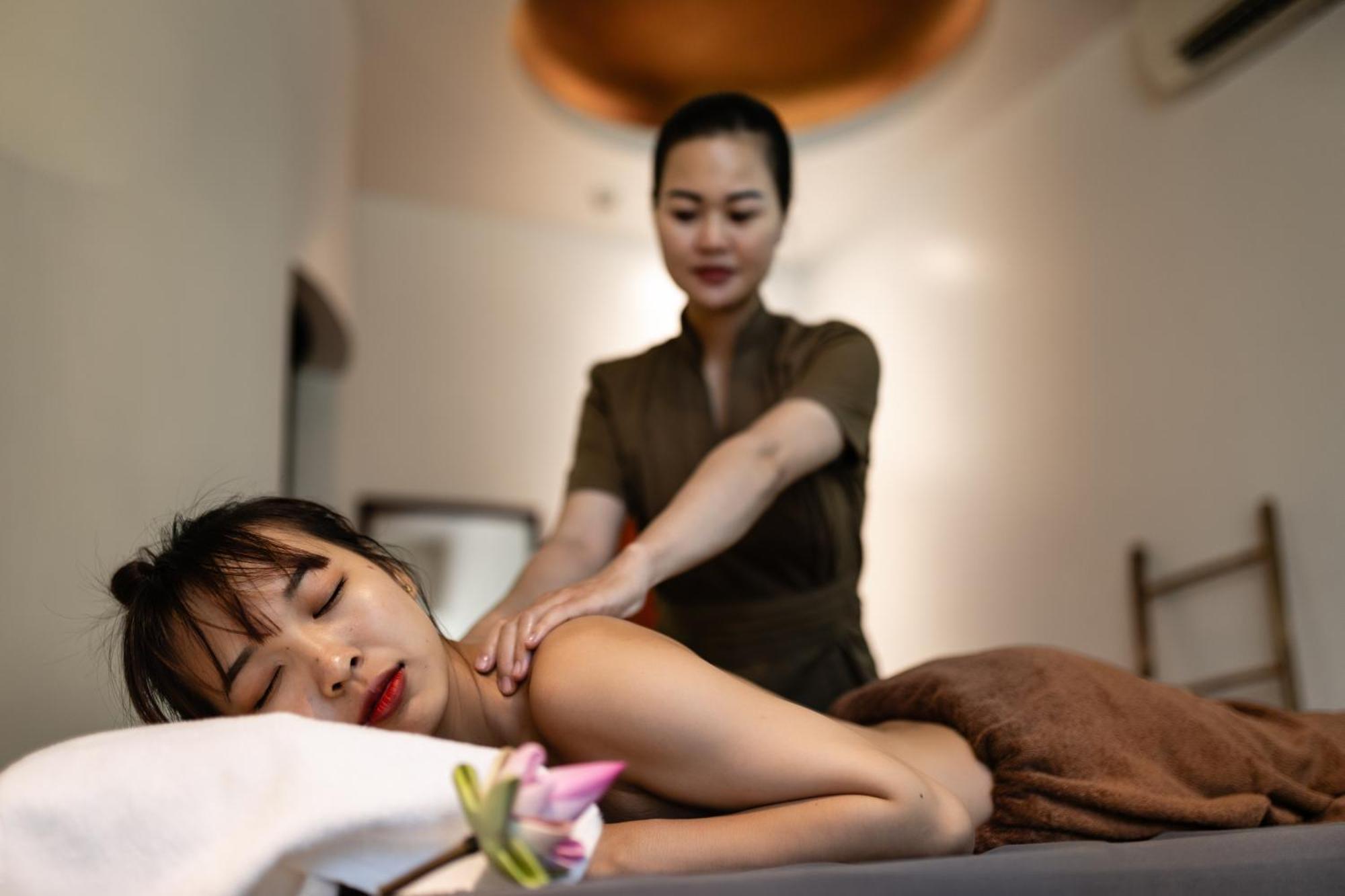 Shintana Saya La Maison سيام ريب المظهر الخارجي الصورة Thai massage